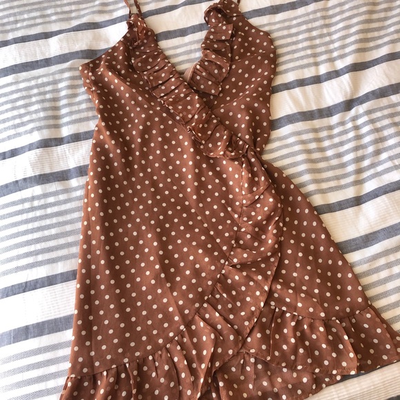 Lioness caliente ruffle dress szM blogger favorite - Picture 5 of 6